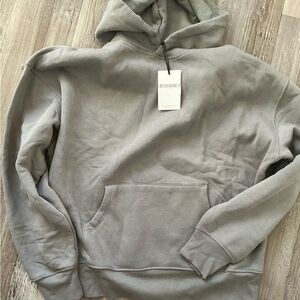 IVL Collective hoodie with small flaw
